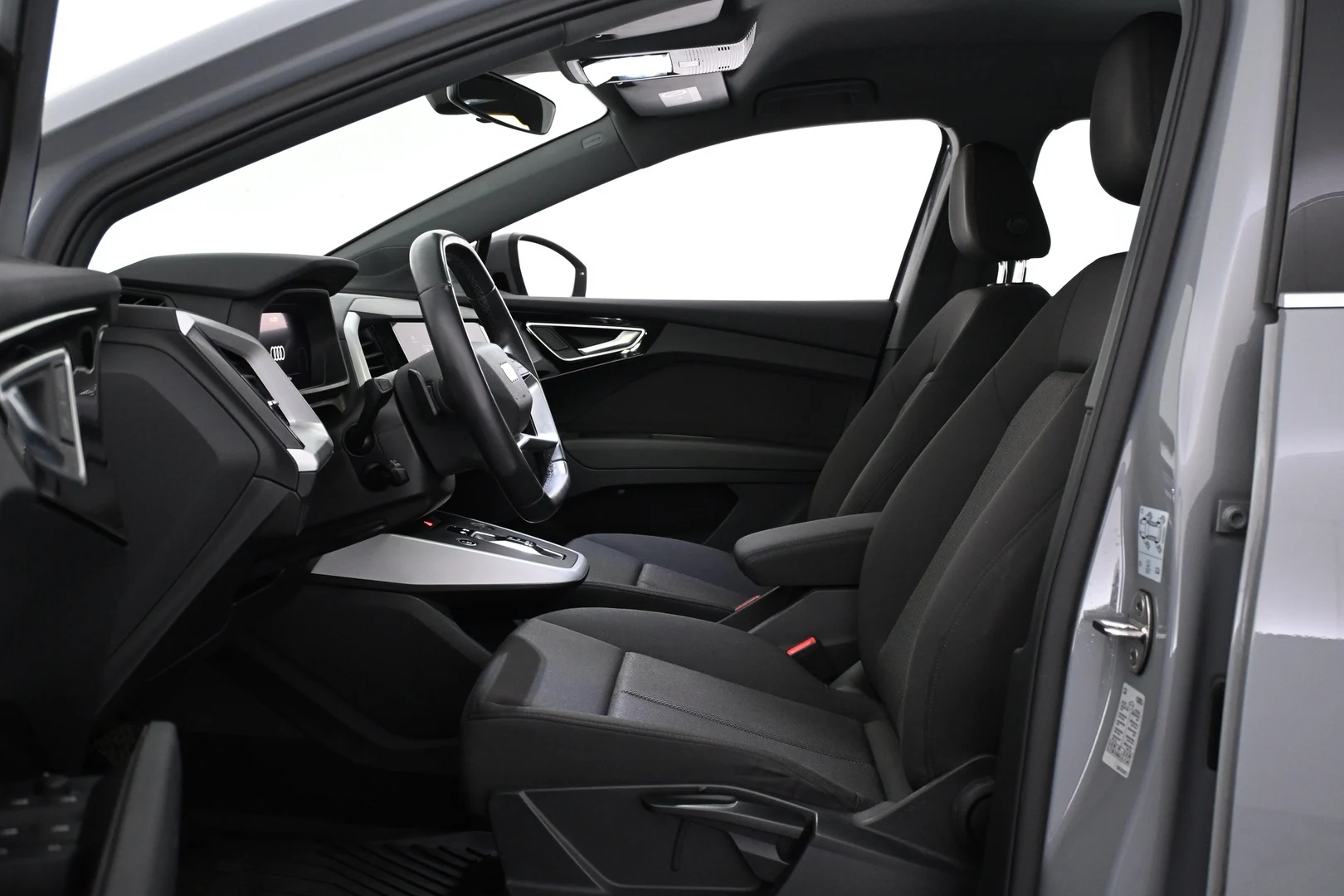 Car Image - 17OXqzXAatYYIxe4JVGN0G