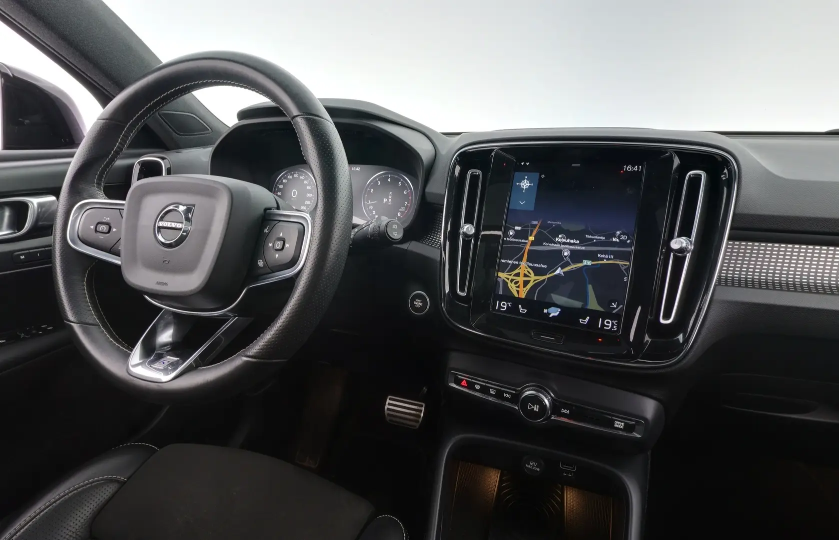 Car Image - 3fFQ8koZCM7MTaO1KLSX3j