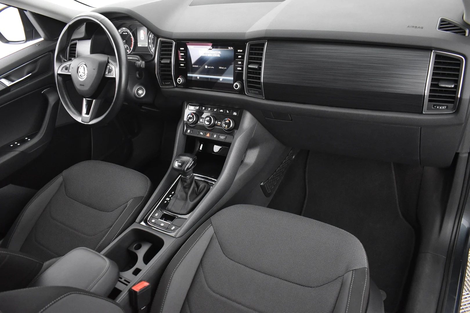 Car Image - 1LNWExdKiV3LTYqpGiTpAT