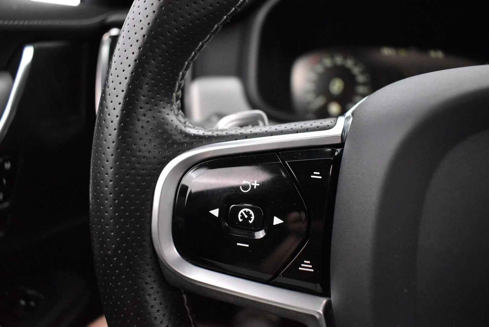 Car Image - 3tEN4WMCXHhqGIgJ0YnObo