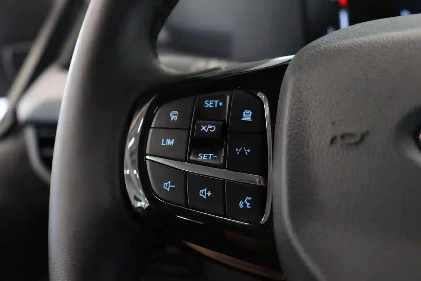 Car Image - 2lEGvc6vtL3EXkPp7JGFsM