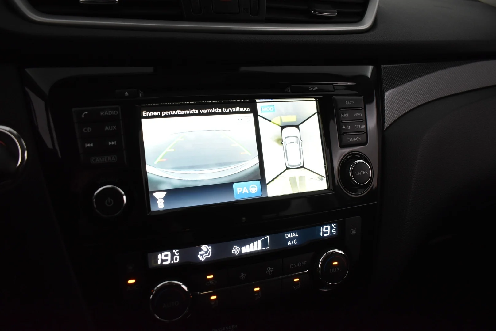 Car Image - 2iQNuvv8Ypr5TEFdVyrJyS