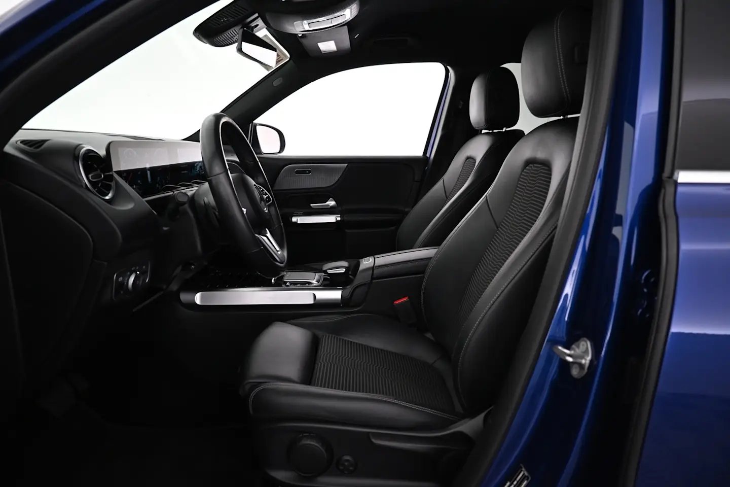 Car Image - 7fUWgVkc5XVKafVgrqKK2F