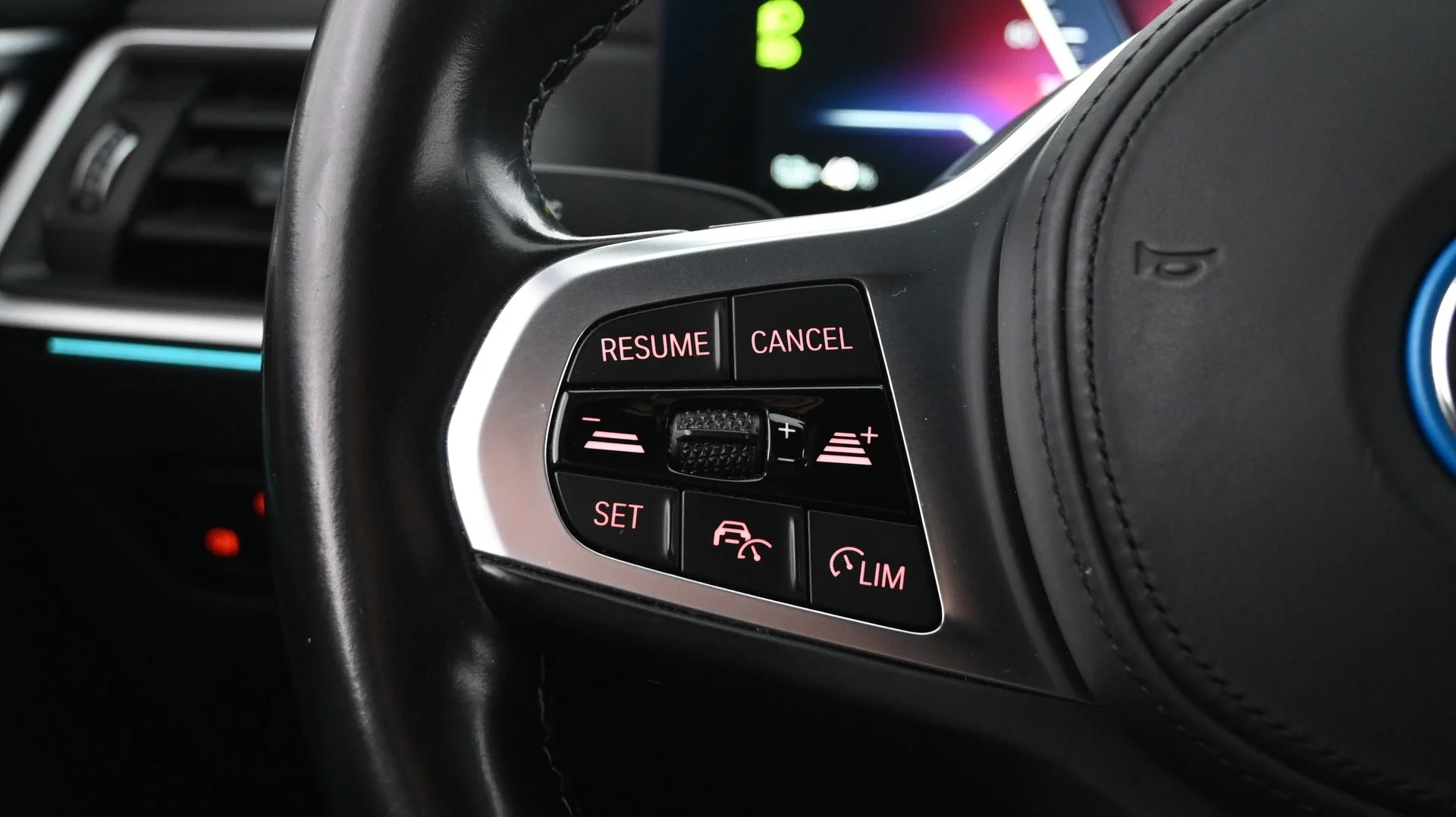 Car Image - 66OtdnNyVNUeOIpcVy0j02