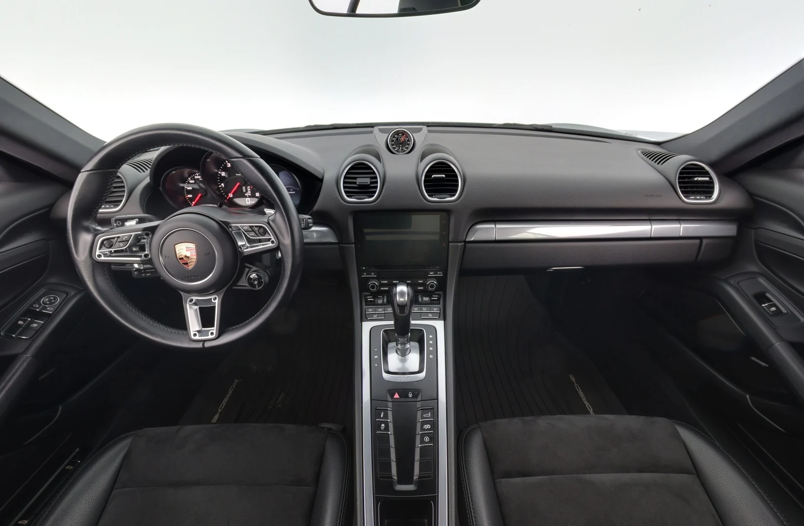 Car Image - 6LMxJbGfUfzBzupKRgBGxO