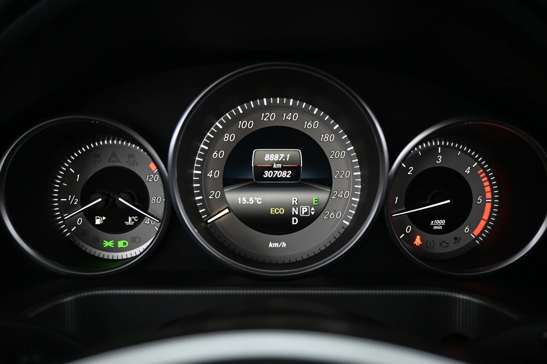 Car Image - 7fiaxOu3z0G1QMSdkim1NO