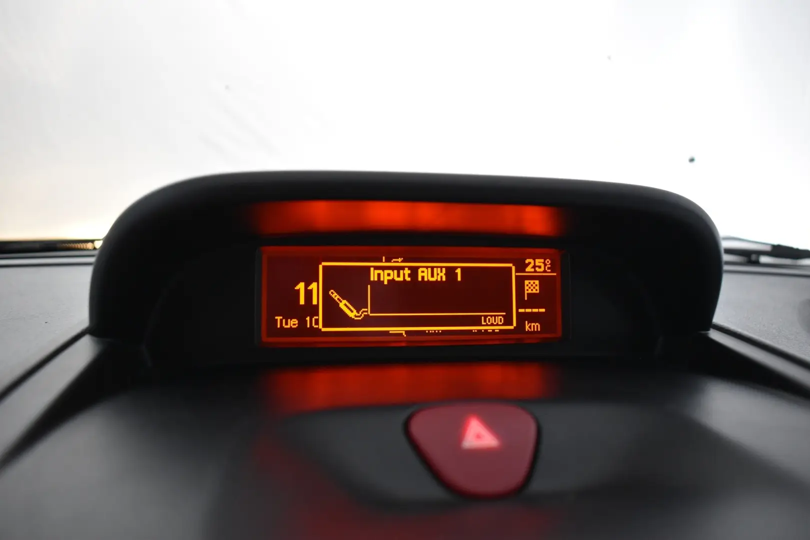Car Image - 7rDyGHeHnF14gsjwnVud9p