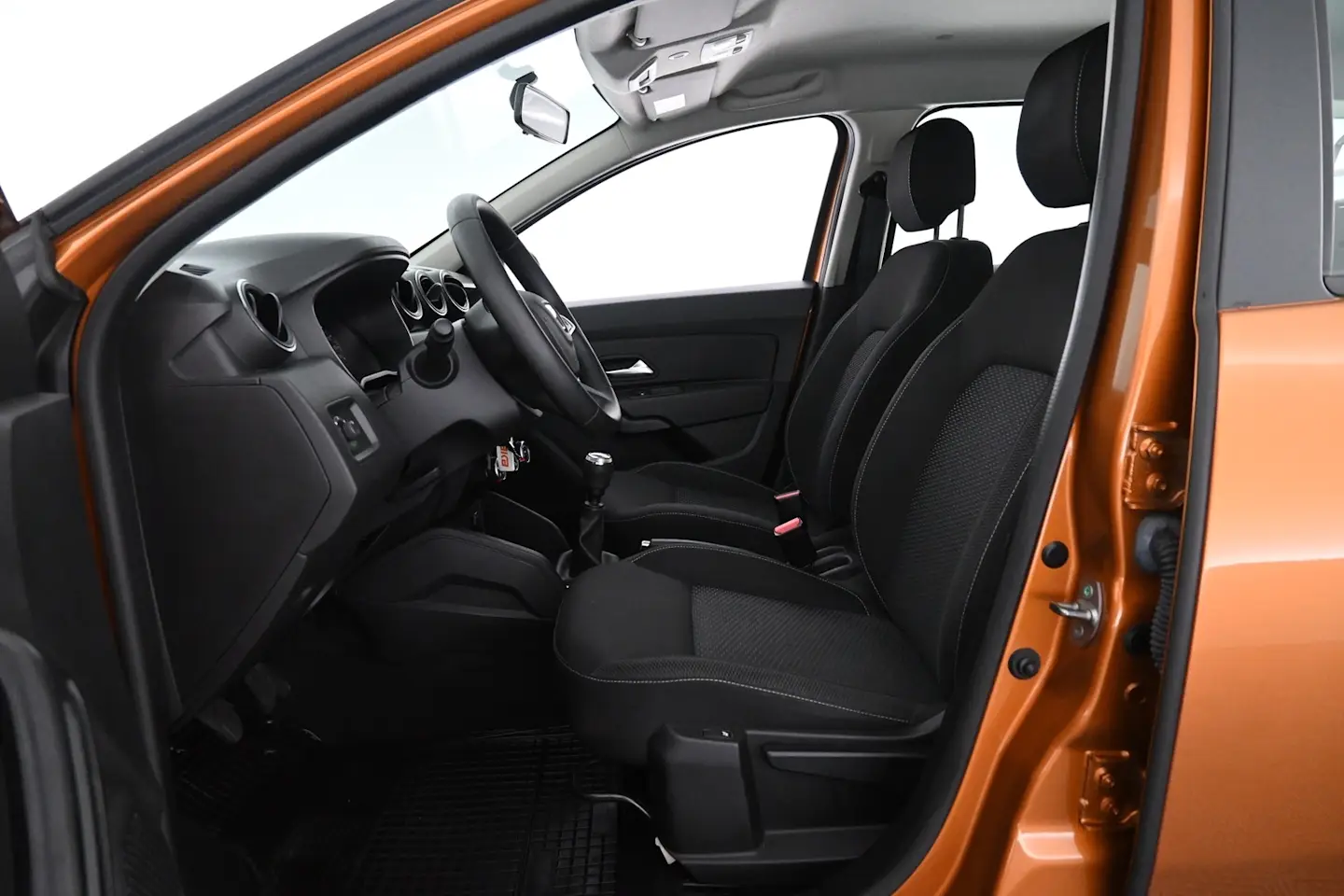 Car Image - 25yYAPDgtGZlbVJJX9WV3e