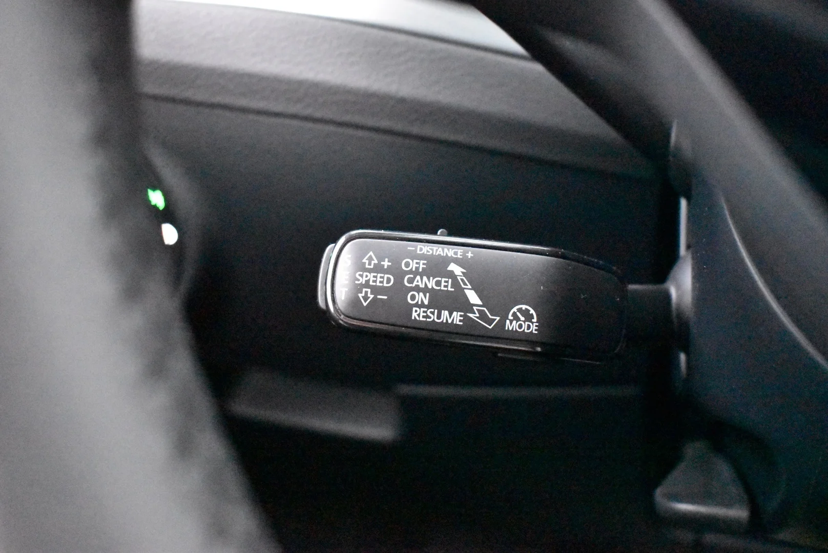Car Image - 2RnB2iiVZbv3fvqbStzKTg