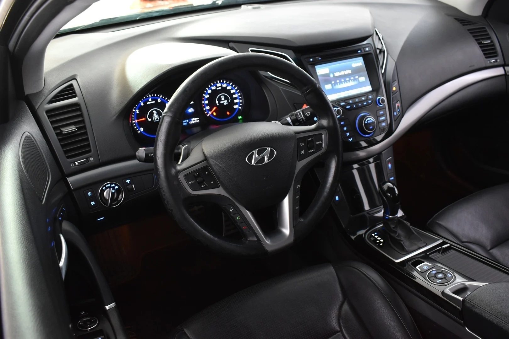 Car Image - 1uo3h7D3nxgGfLhTnbJzvL
