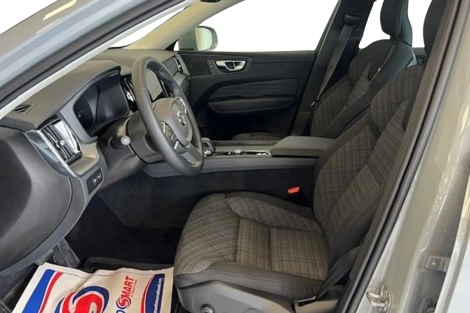 Car Image - iaZ5olY09urj6vPSUCVM4