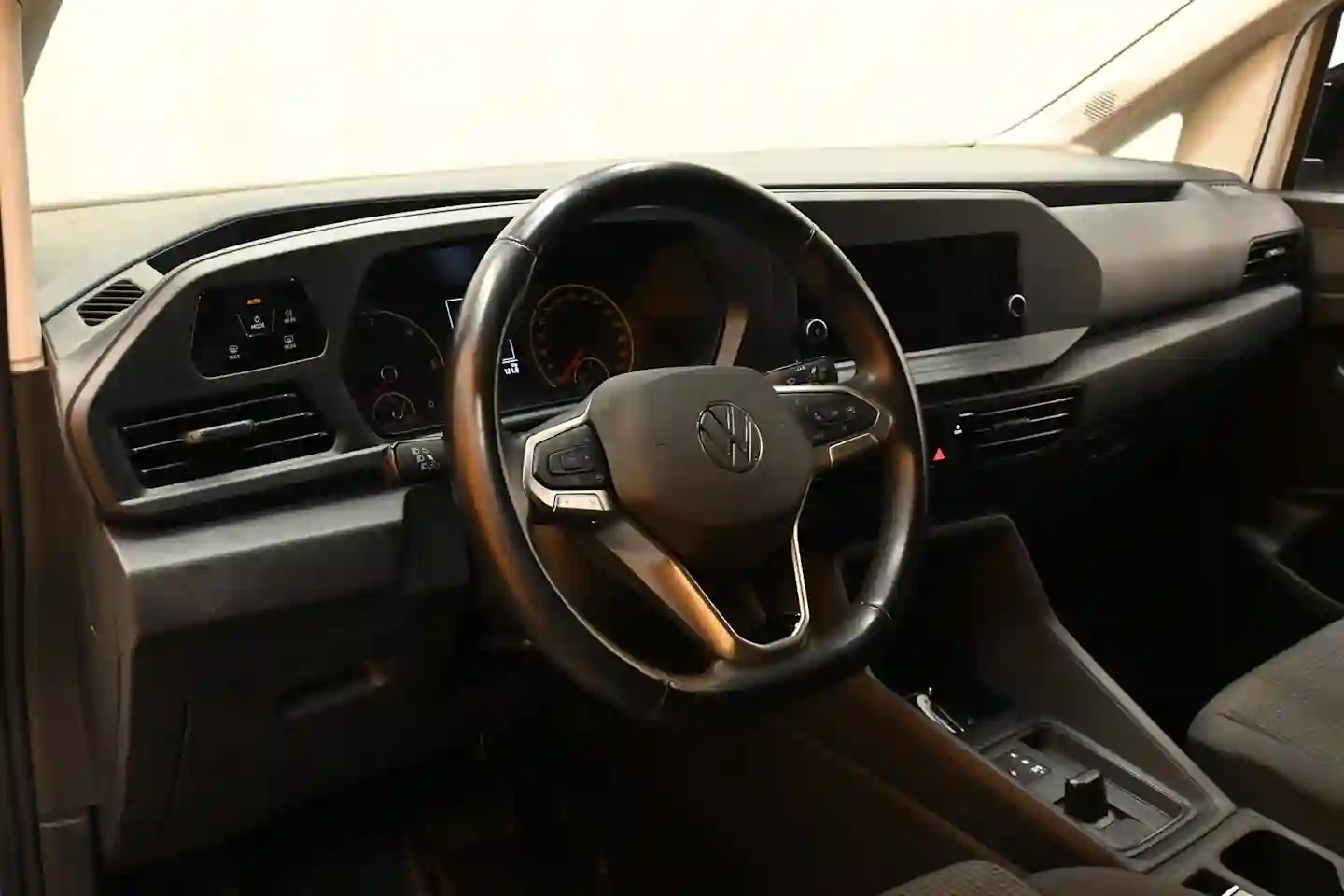 Car Image - 6Ko13nTWgRUmE88sMdcM3J