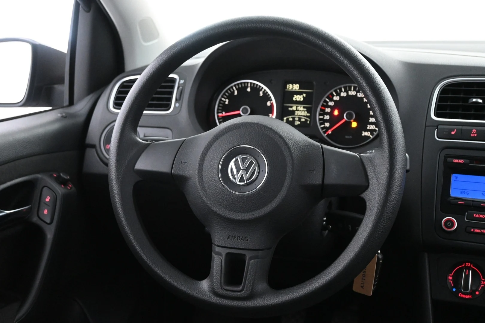 Car Image - 1D481kFivQr593LsVUV30i