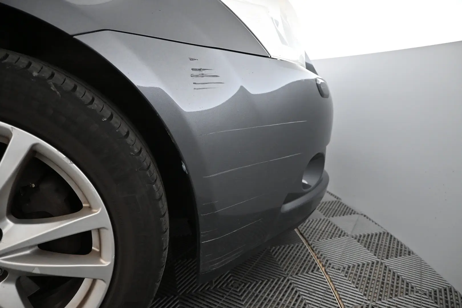 Car Image - 6Xhk5BkiGCSX5HSQIPg6gb