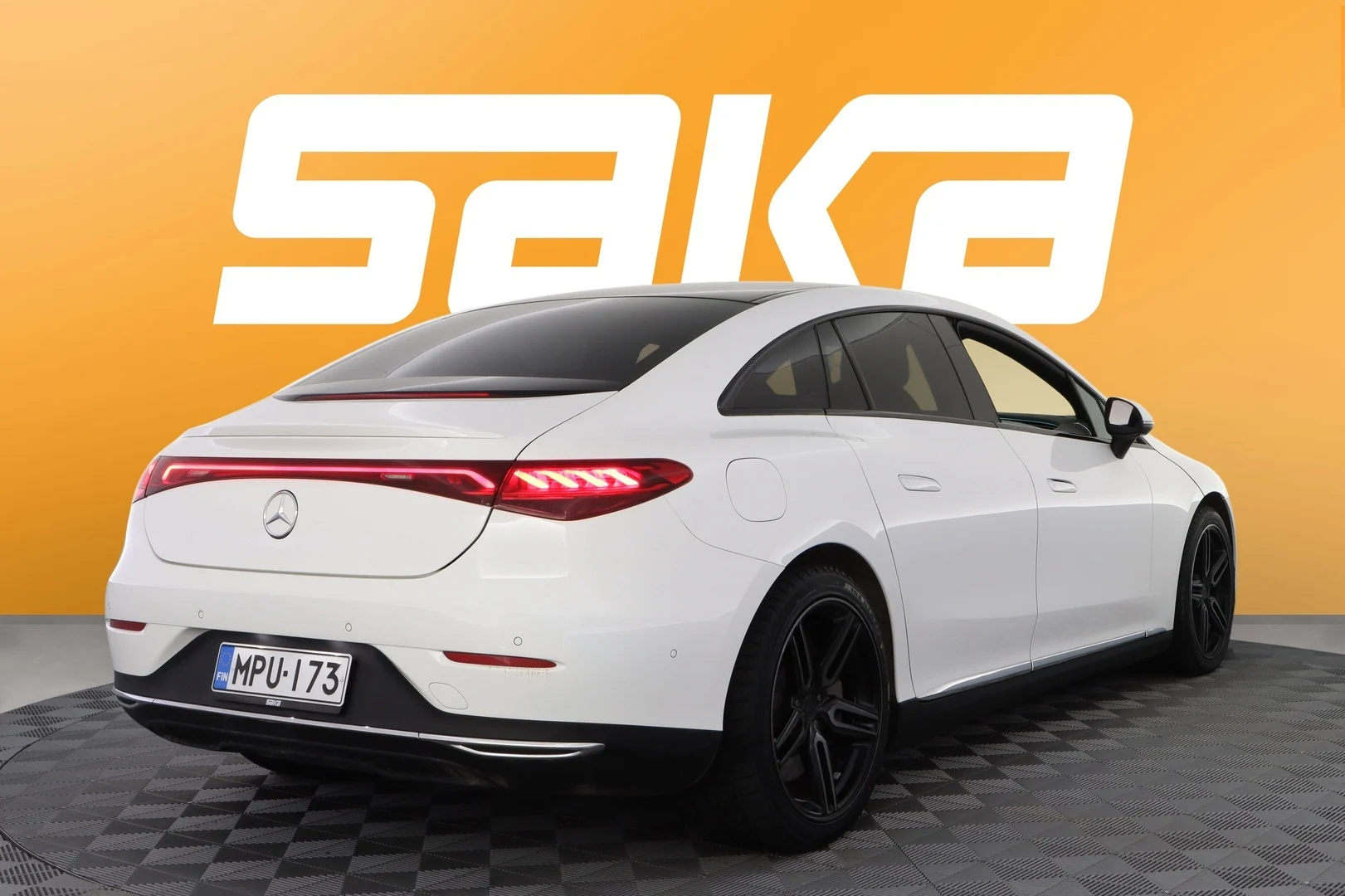 Car Image - 7h6BSTTf33UcVYLsXZ6SeN