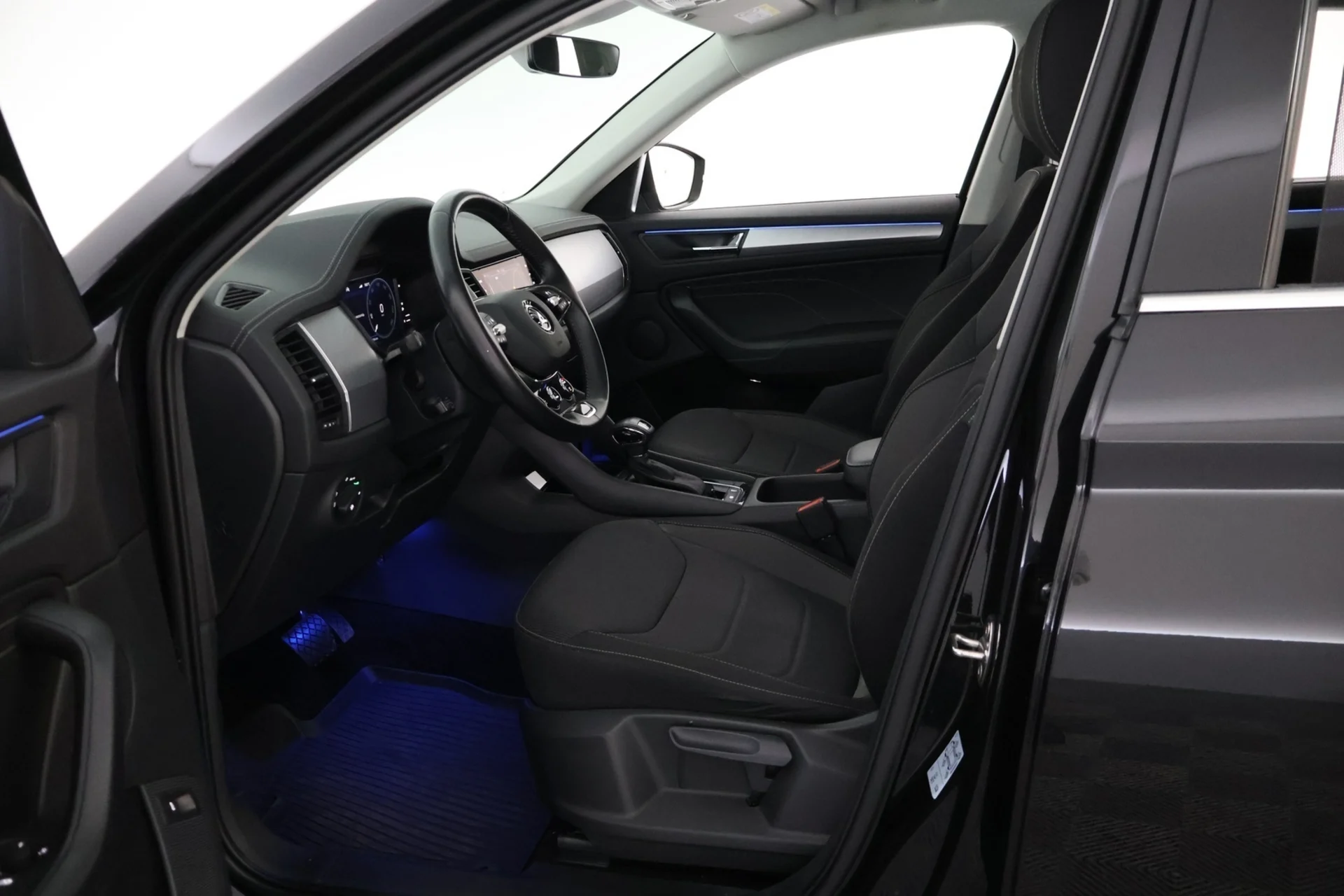 Car Image - 1ZaSqqLj9dmPGvbG4FlckW