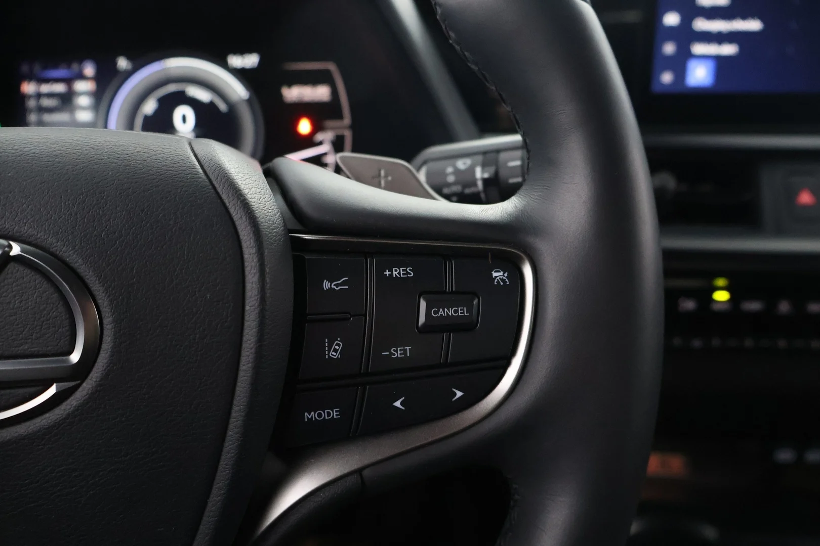 Car Image - 3Lxx1tuTk9mJaAMqc6ot8L