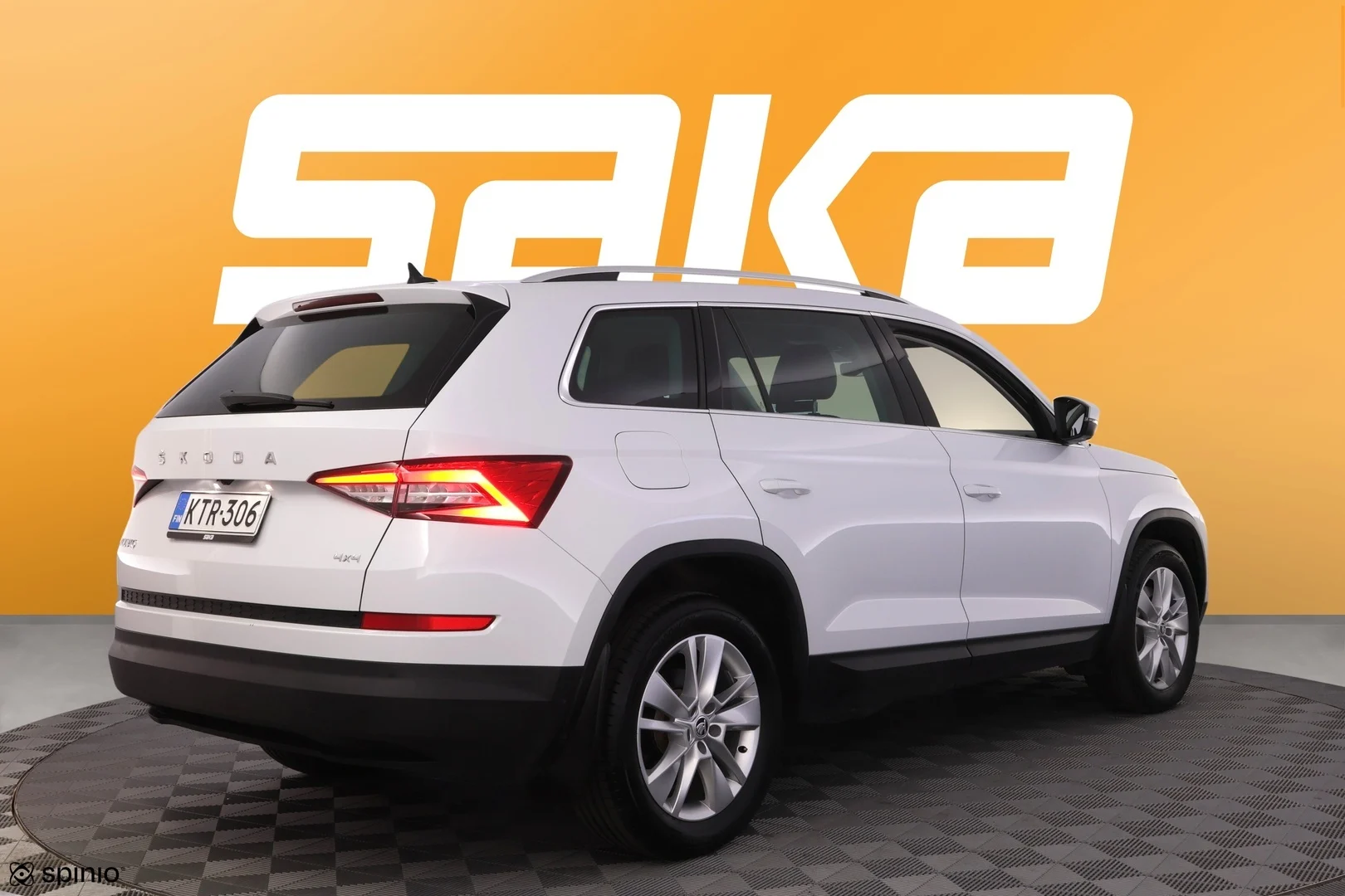 Car Image - 2SOrKvxEeSBfPIQ5jRhX6H