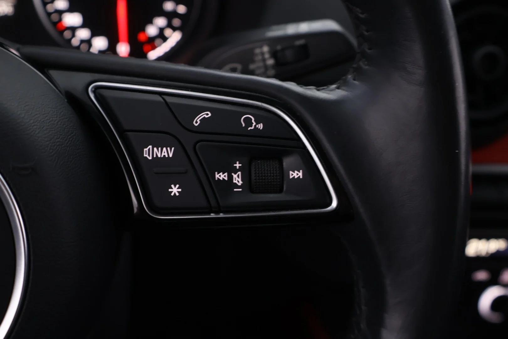 Car Image - UUAVC1WPwR9KHyCfC6ymS
