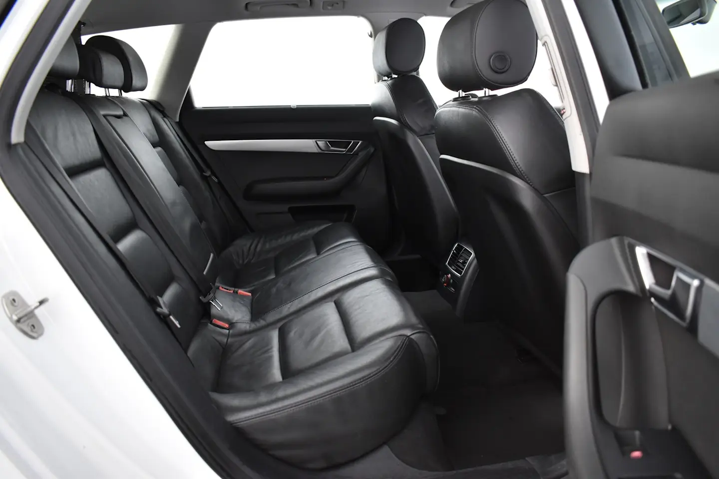 Car Image - 2T9F7VN3XHJGYc5phsLLS9