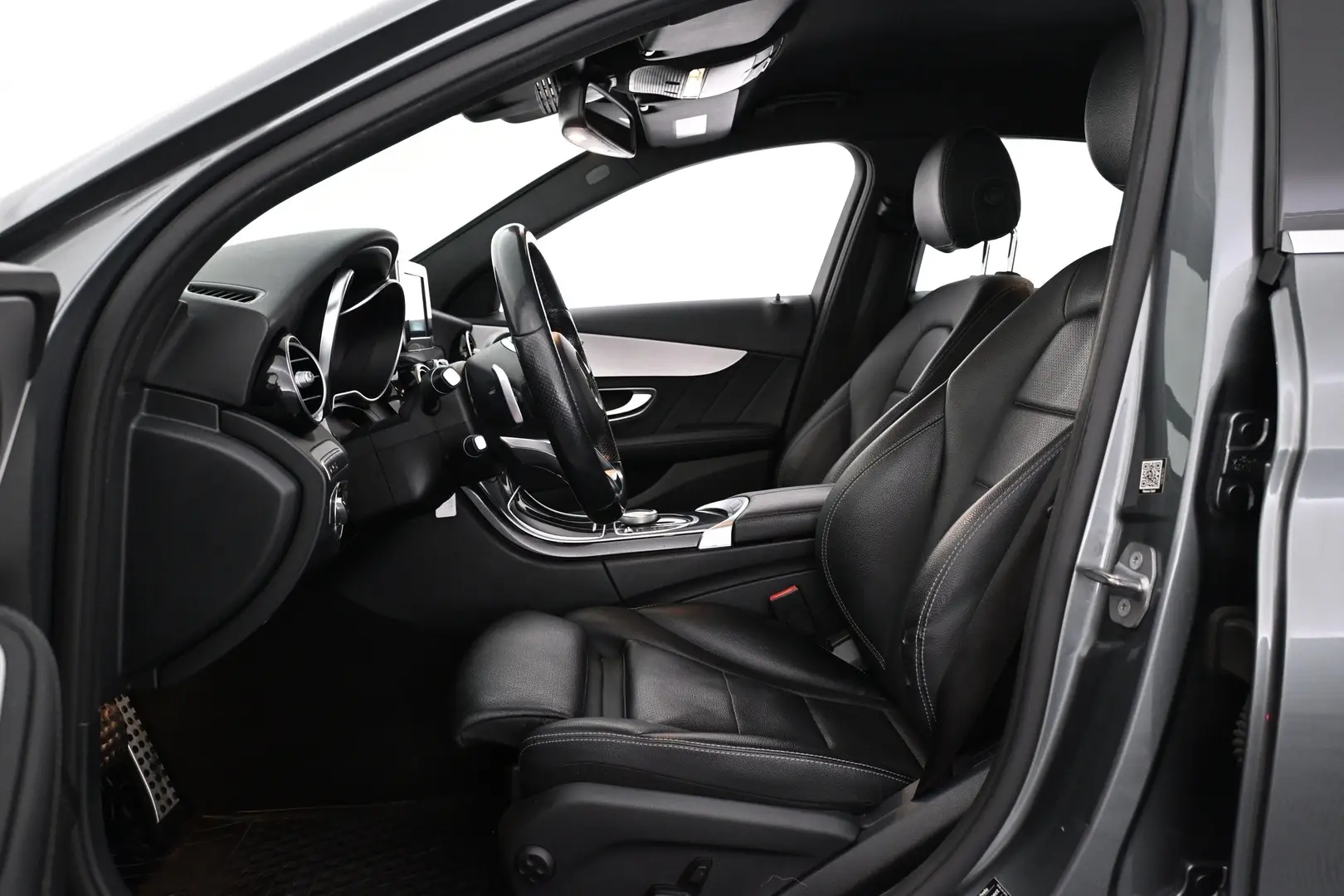 Car Image - 2hHrXcLahSCigf4yiGwEgm