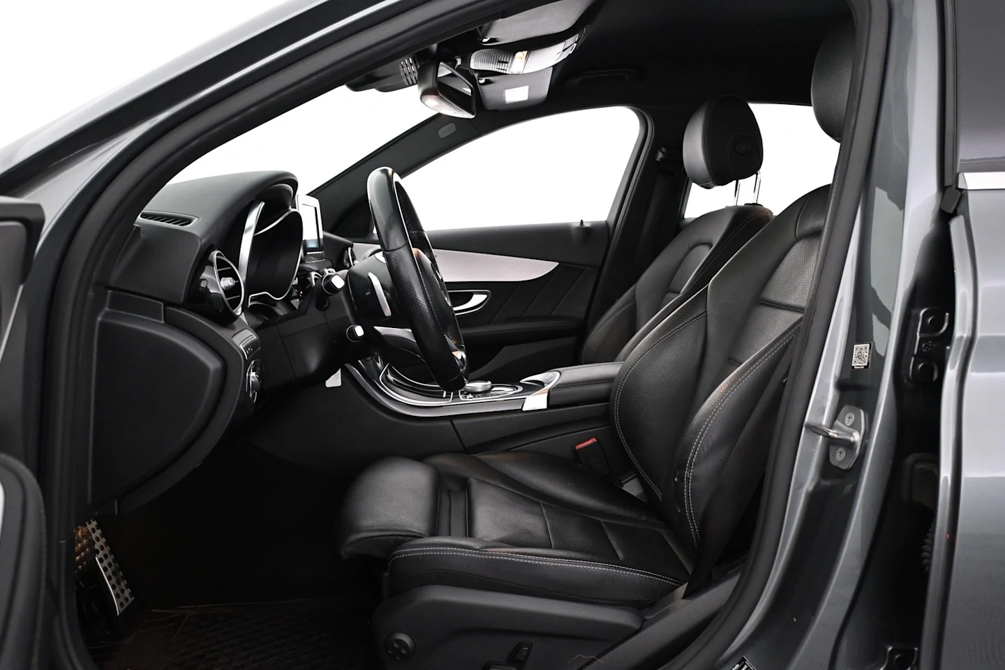 Car Image - 2hHrXcLahSCigf4yiGwEgm