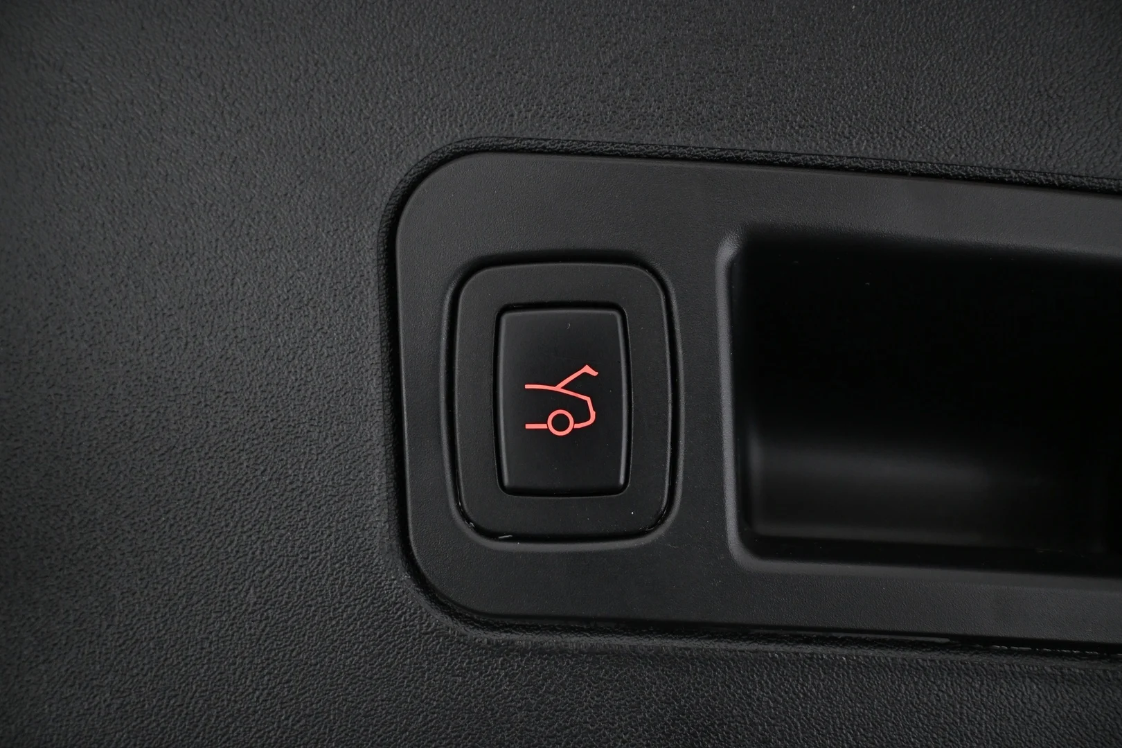 Car Image - 4mASik9wD5O7Ed1pLvCuMN