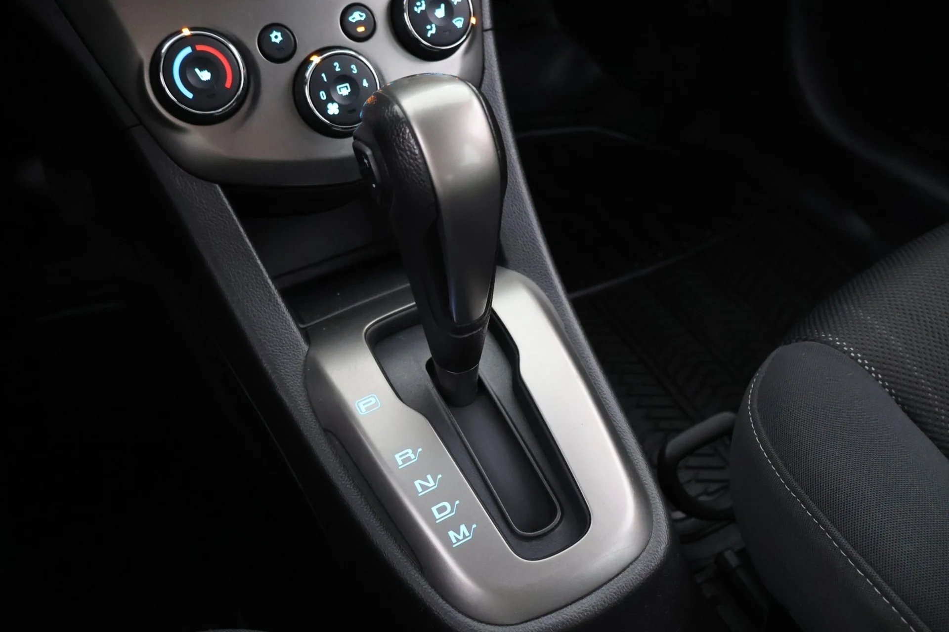 Car Image - VFlVBOvTwGPW4rTpNdj1x