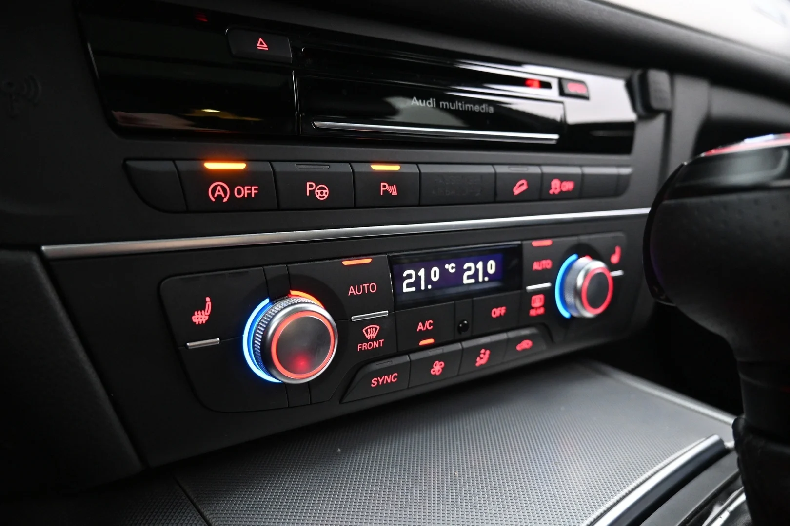 Car Image - 4MRR1QX5nBYBmeeujK2YLG
