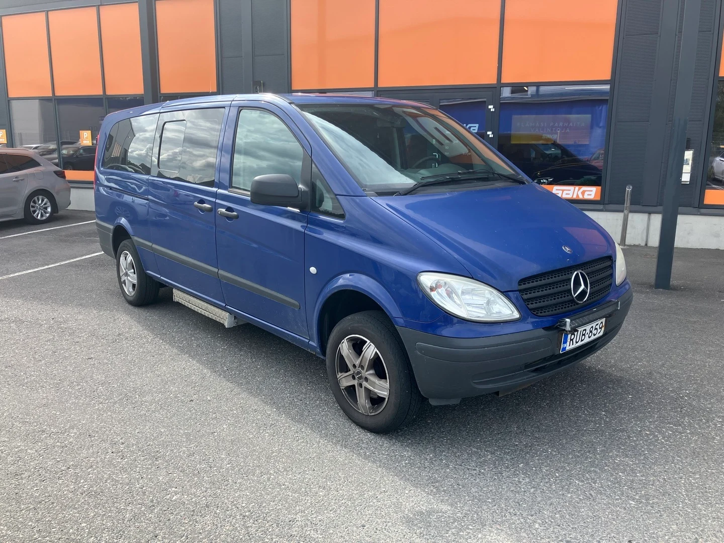 Car Image - 7gxJ3Lfmf2Vb4PuO8hMPJw