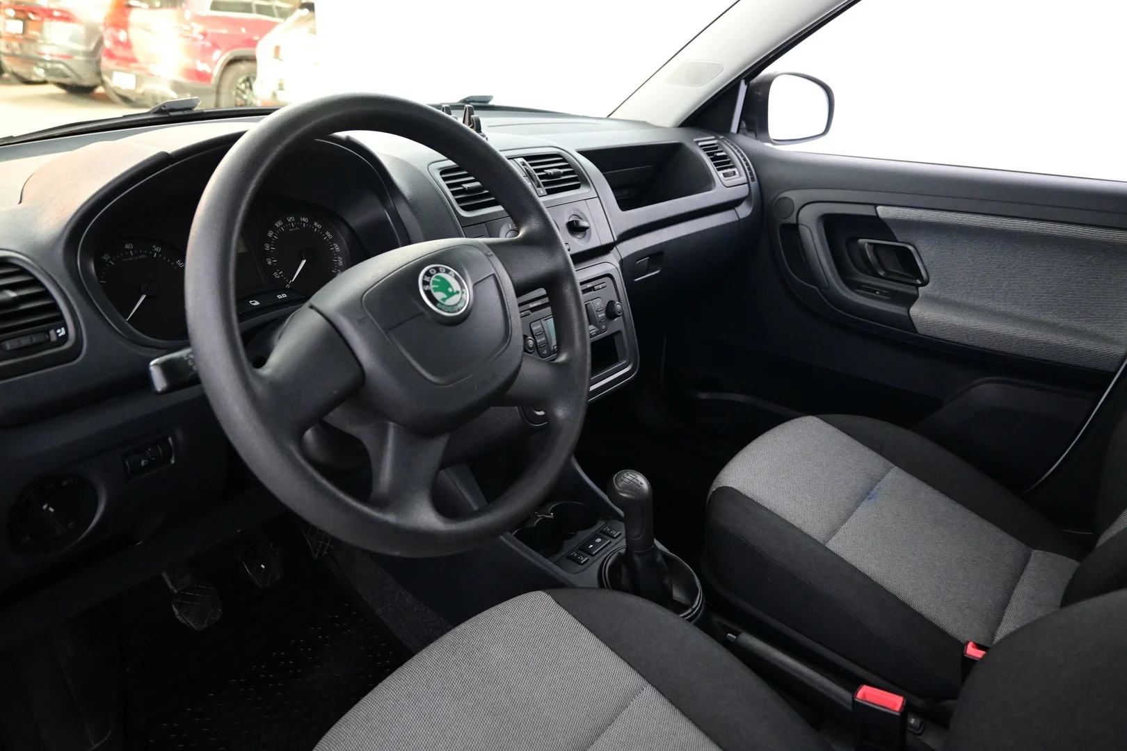 Car Image - 5ZWw5L1aQYIxjL74XygIaX
