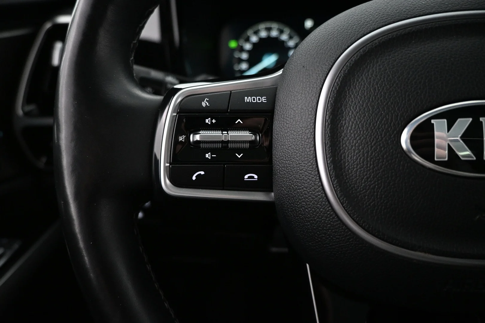 Car Image - 4fn5eY6QutbiD6iLAsUN48