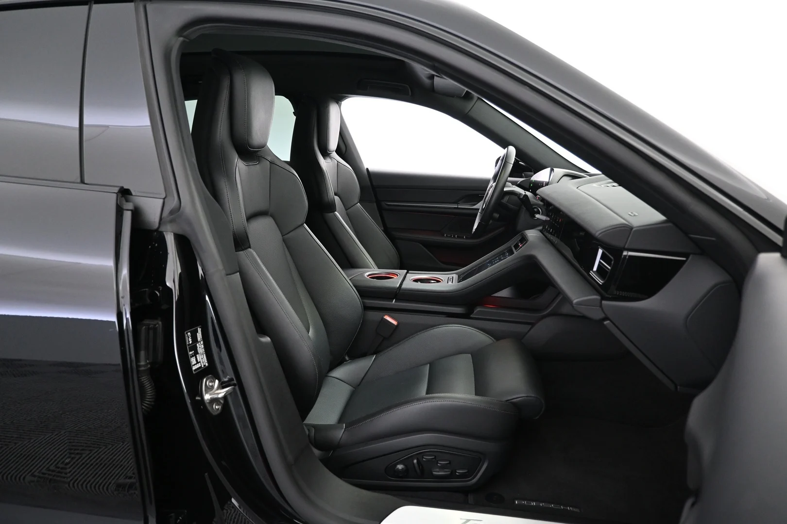 Car Image - 45LeUUAbFdHPSrQLjgxDwj