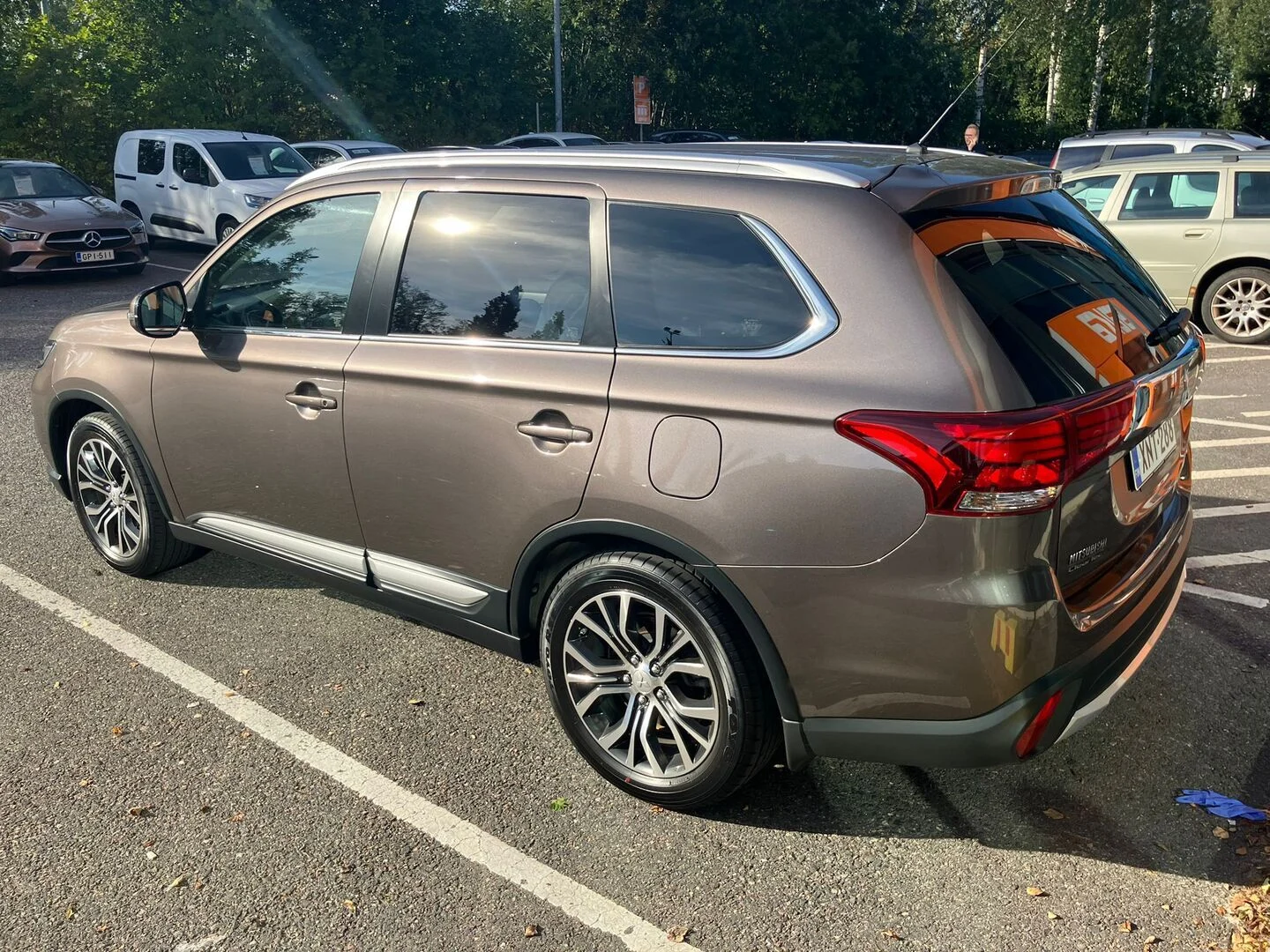 Car Image - 2HaFsSOngxPcP54j3UN5WT