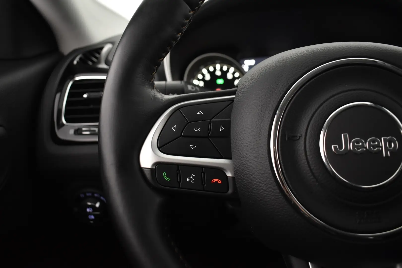 Car Image - 7kS6aF3LT4RlimUHk90vuY