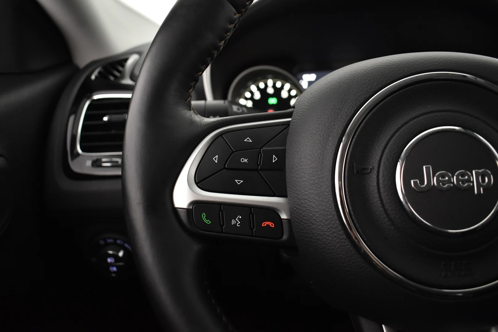 Car Image - 7kS6aF3LT4RlimUHk90vuY