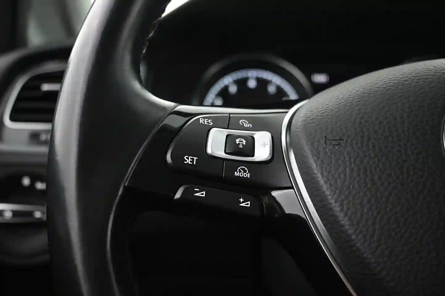 Car Image - 3AEGBZB43VFtUNYuhwuFLL