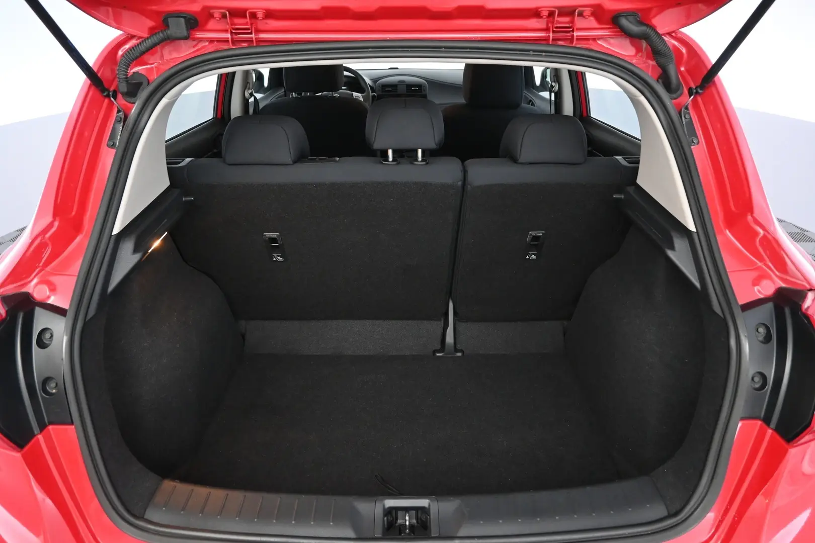 Car Image - 1jqjKhtNFGI14L1zQSkUw9