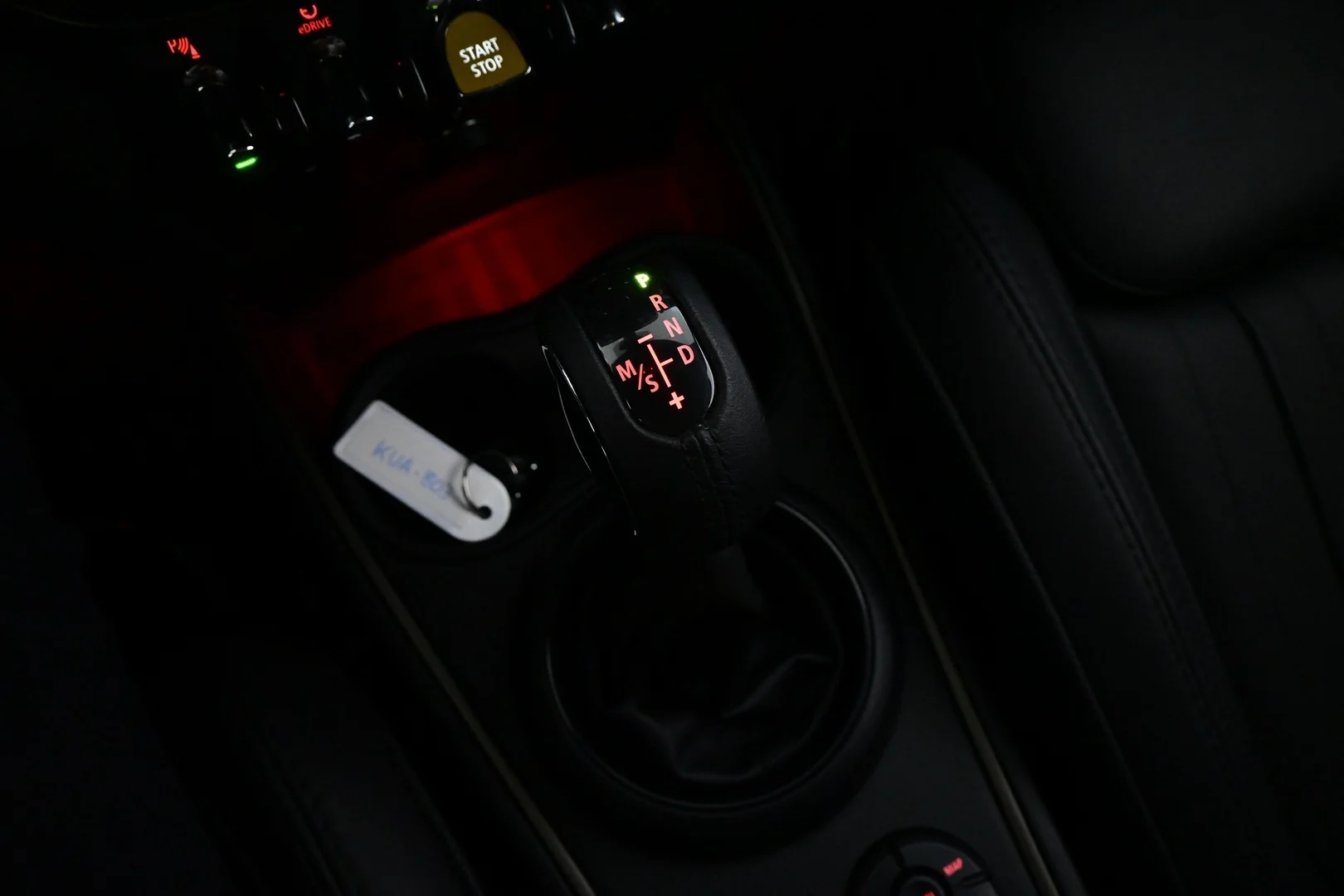 Car Image - 356o103FdQnNXInAAZi7QW