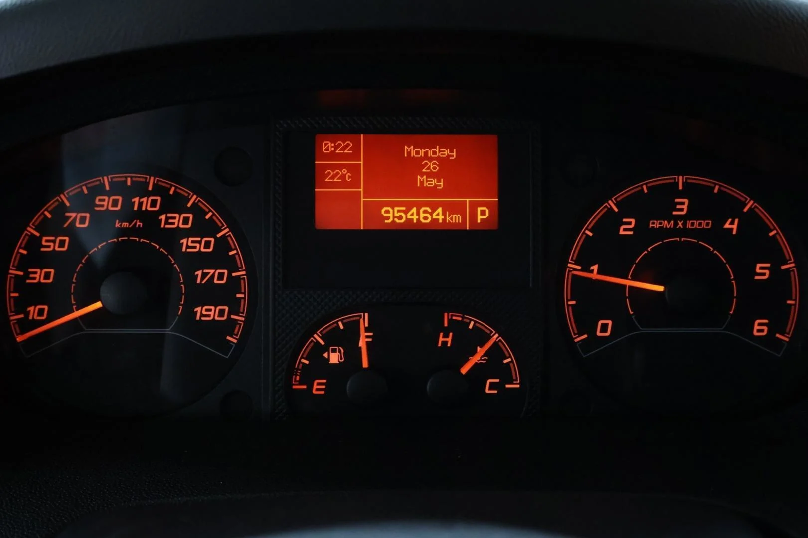 Car Image - 6Sc6dL8eUrI4AWghNKERyr