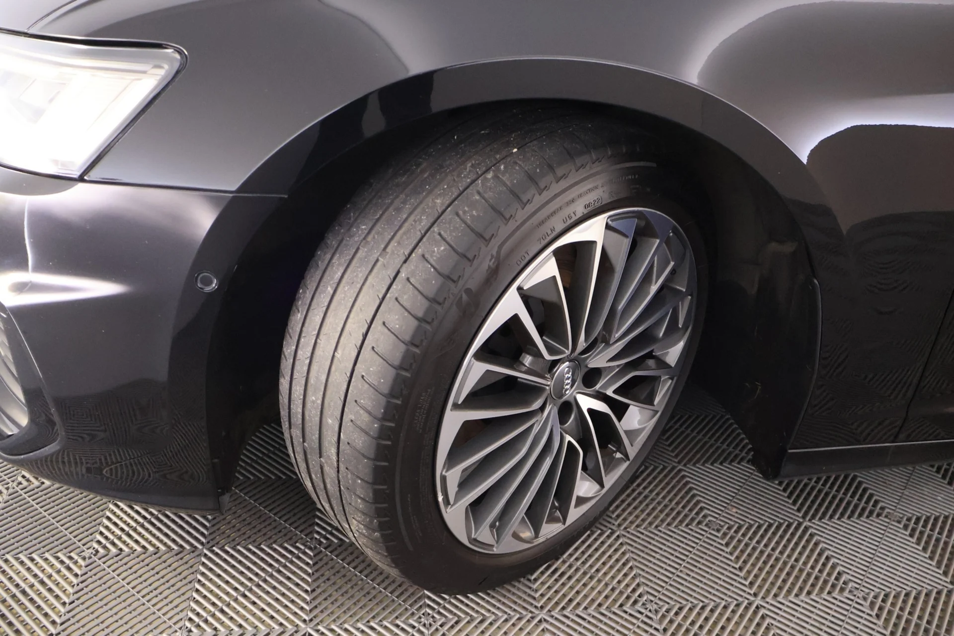 Car Image - 24eEmNmgtBECgw7qgq5lfM