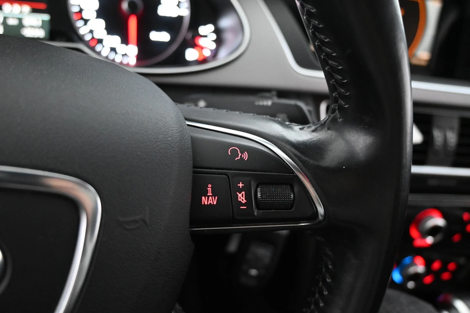 Car Image - 3uvGuHgEpUpCDpsyxl1HvT