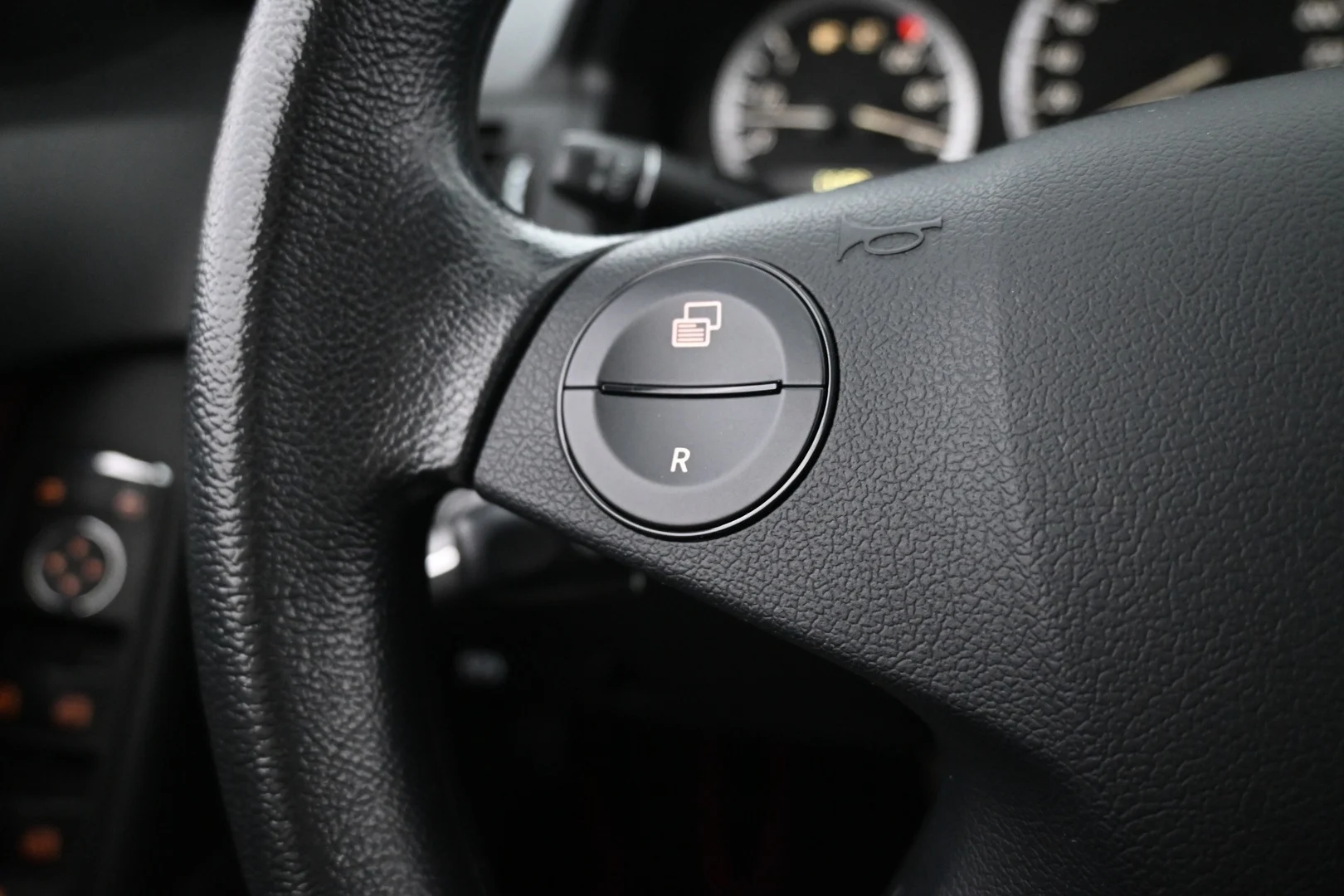 Car Image - 250wZNHzF7OKVX5KleWge2