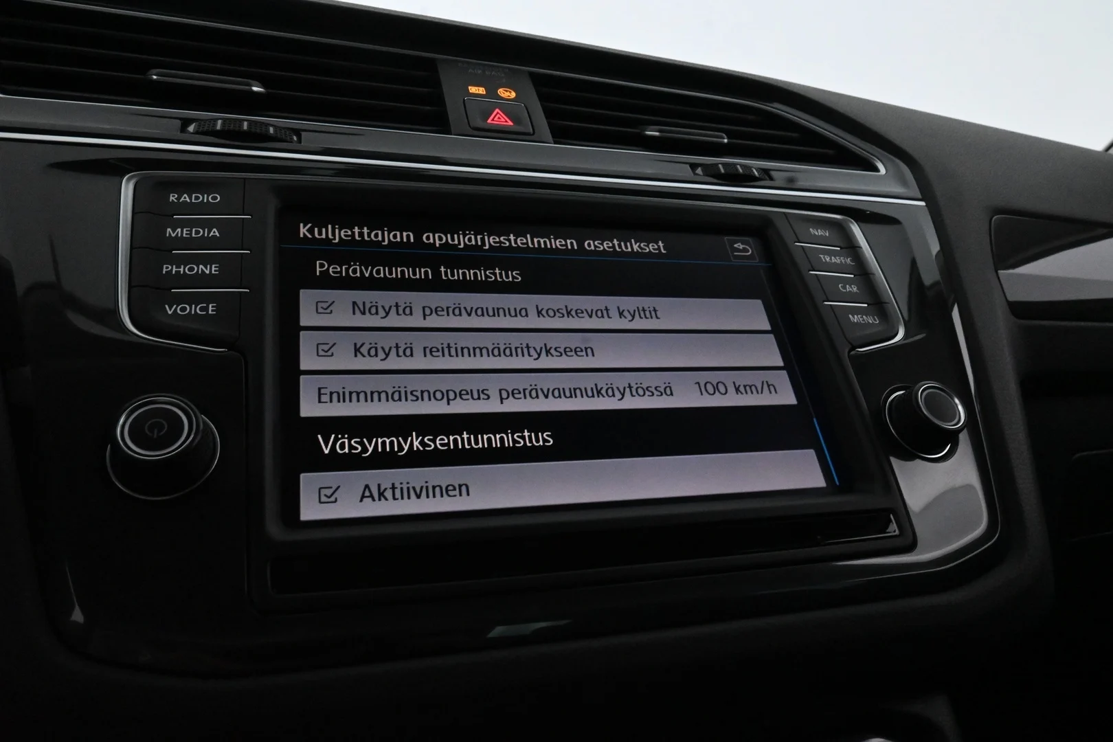 Car Image - 7roiZI2crZLgX8wKaUnJHG