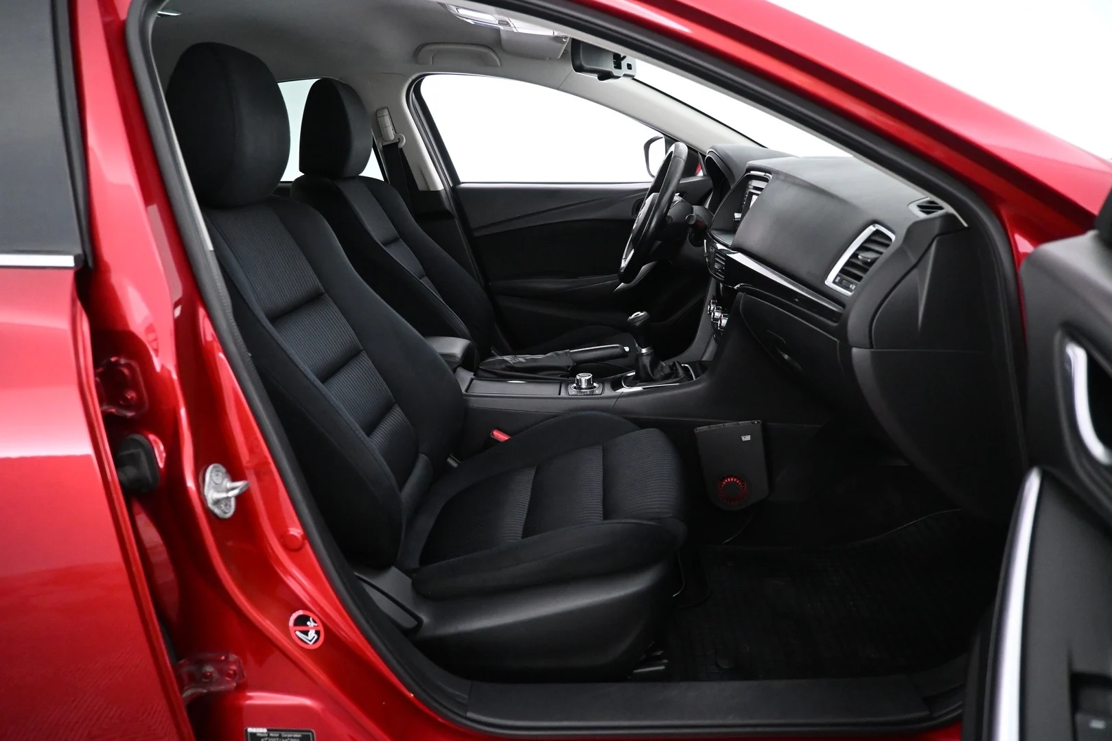 Car Image - 52M395OBYGDSlN1hA2drIx