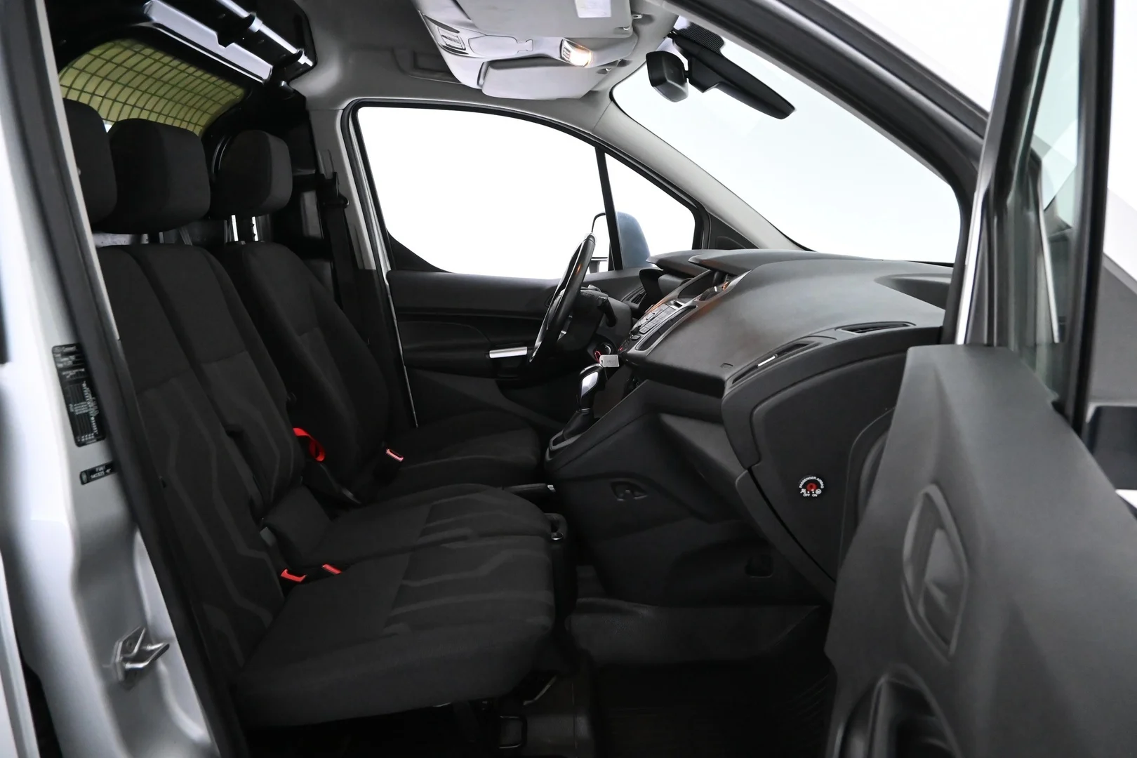 Car Image - x4MdXSkkFNh1zgKCjJp1a