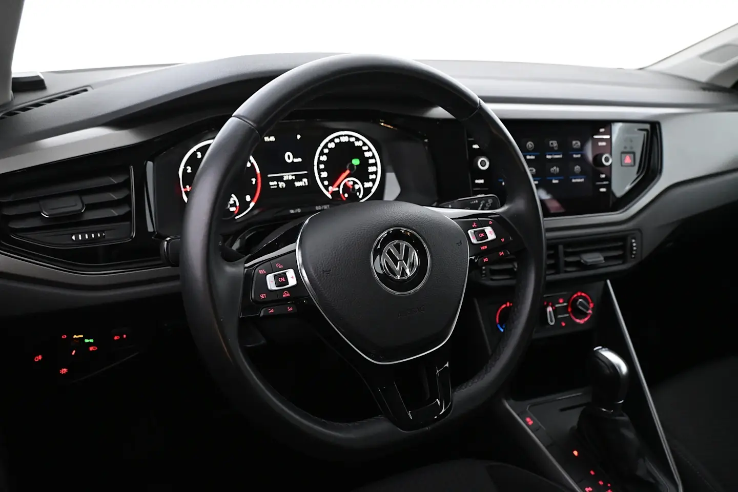 Car Image - 6HldwVbT9dacspz3KSodqY