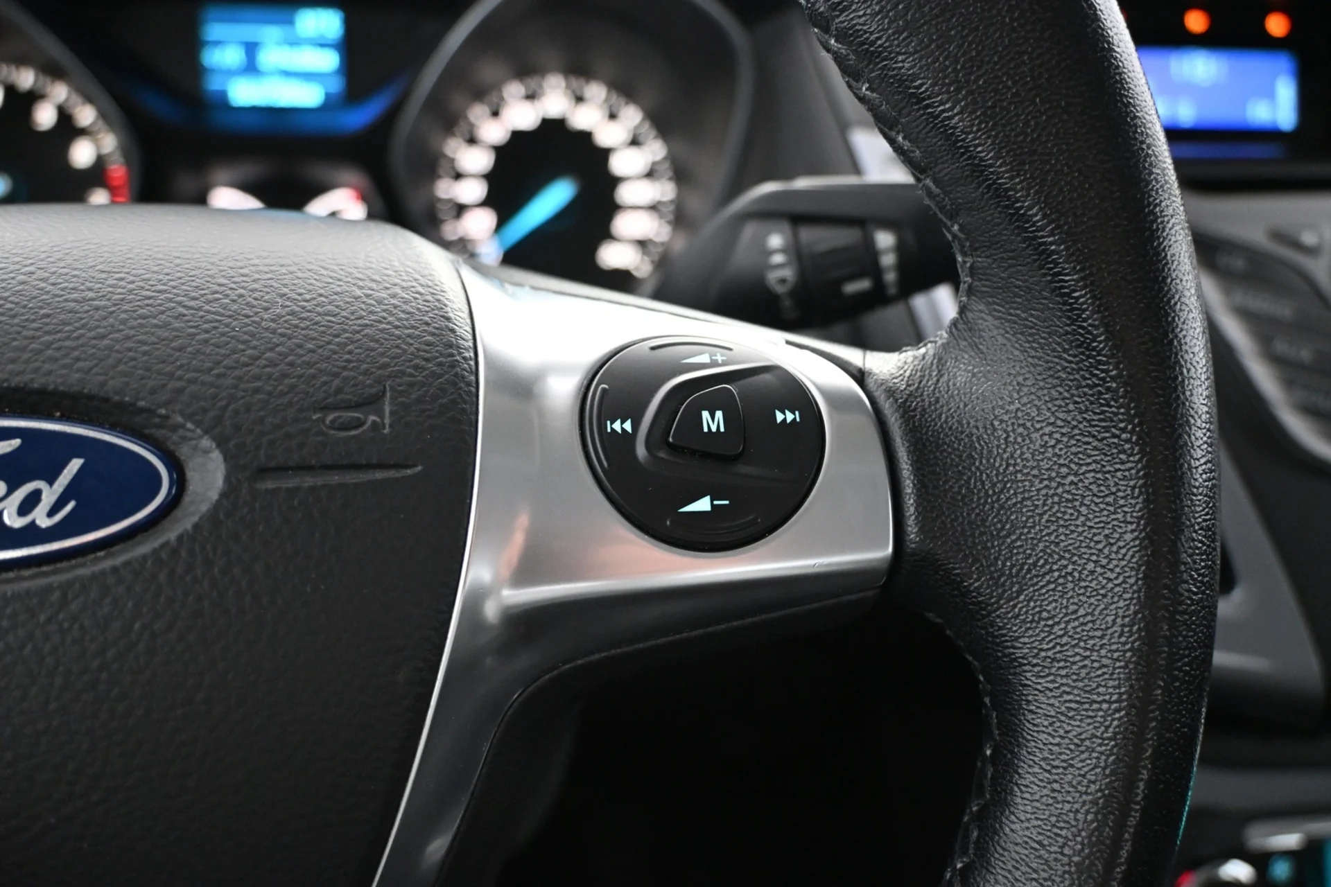 Car Image - 7FIs5vJzyNIuyUlOp5O89I