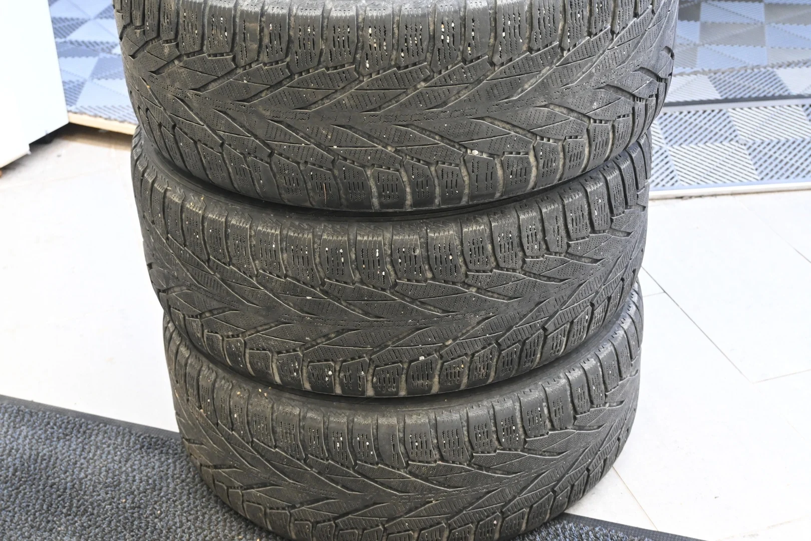 Car Image - 6NiMxssdPPmN12n4Pcmq5S