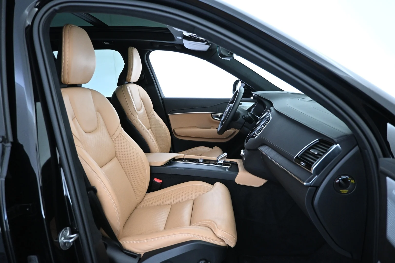 Car Image - 6NT6NjXSLxJ7WFQ6Bd8e6W